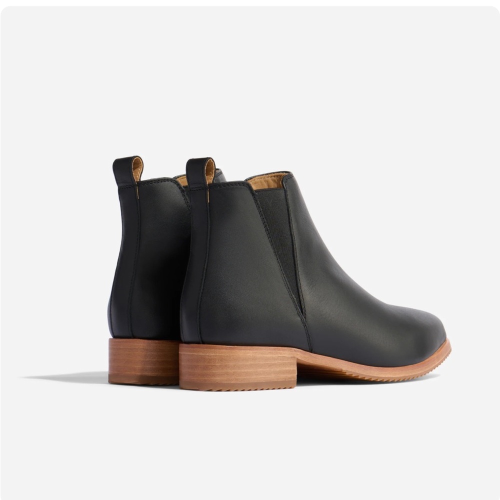 Everyday Chelsea Boots - Picture 2 of 11